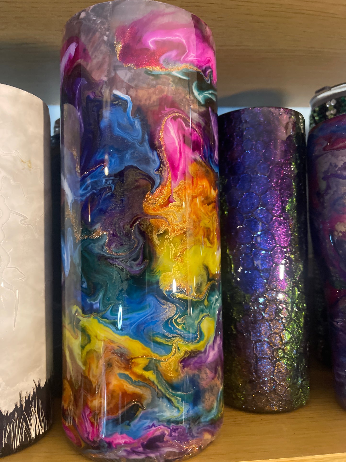 Tick Tock W1 -- large vase waffle