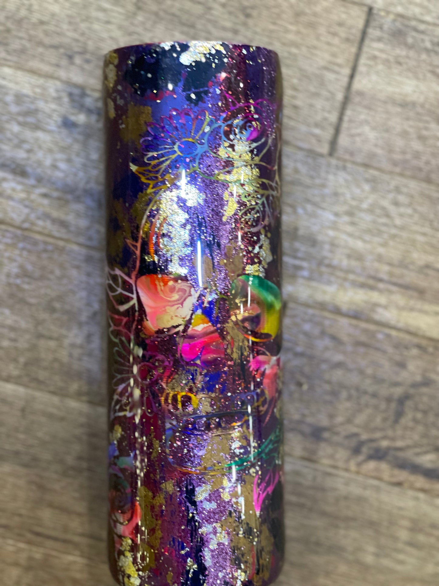 Tick Tock W4 -- skull peekaboo