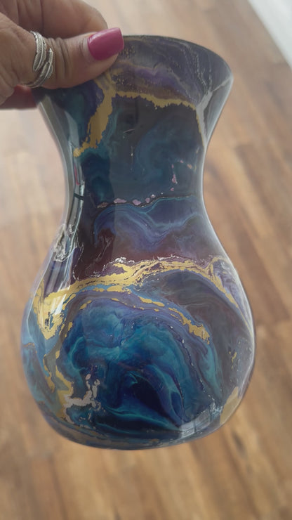 Vase 3